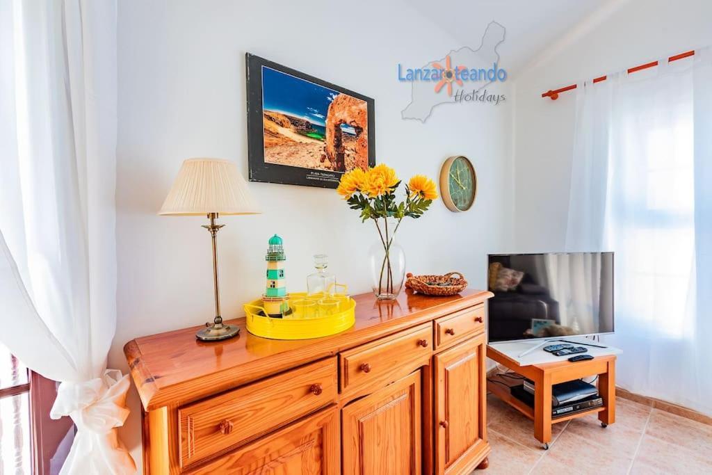 Casita El Faro En Playa Bastian Aircon In The Bedrooms Vv Коста-Тегисе Экстерьер фото